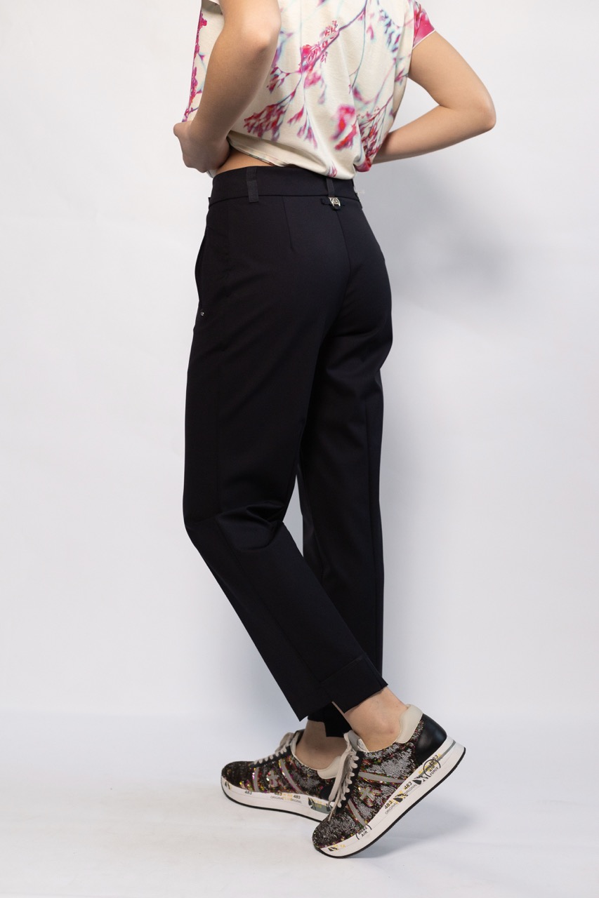 картинка Брюки HIGH с отстрочкой от магазина Одежда+